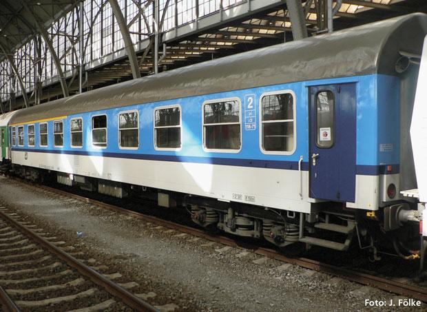 Passenger car 1st/2nd class type Y/B 70<br /><a href='images/pictures/Sachsenmodelle/74782.jpg' target='_blank'>Full size image</a>